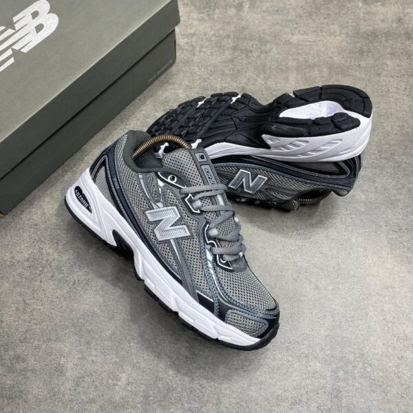 New Balance 740 - Image 3