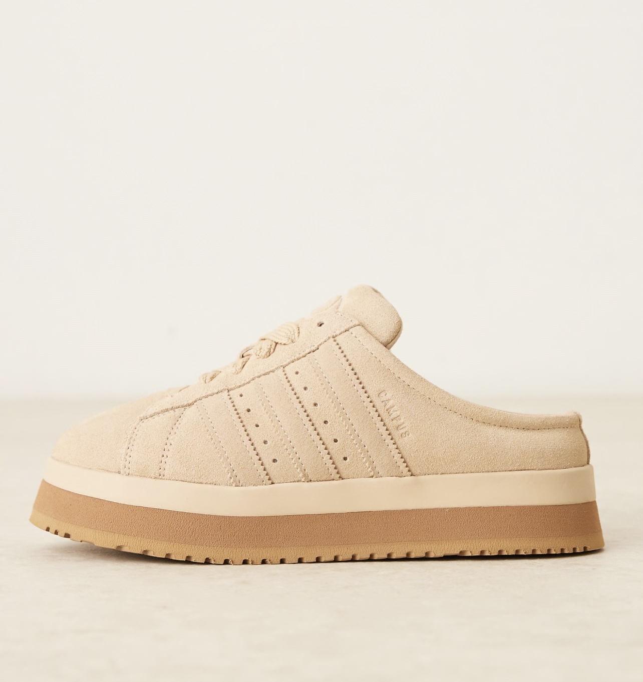 Adidas Originals Campus OOs Winter Mules - Image 6