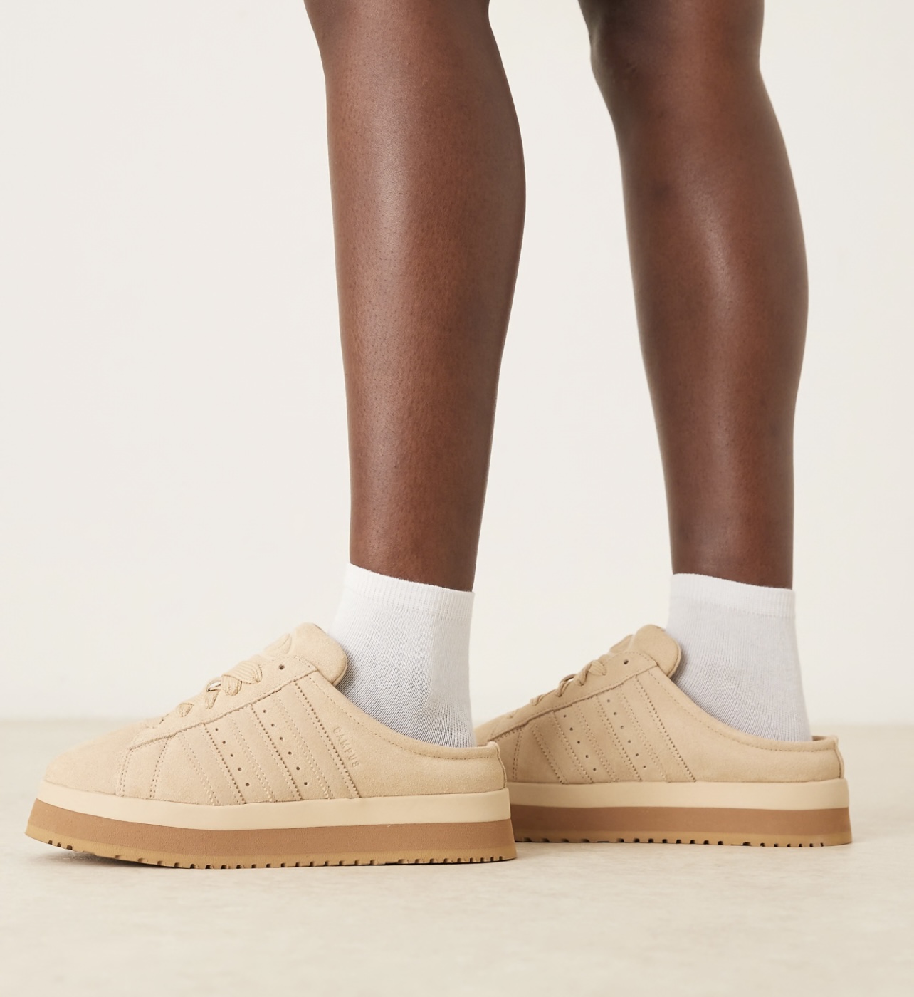 Adidas Originals Campus OOs Winter Mules - Image 5